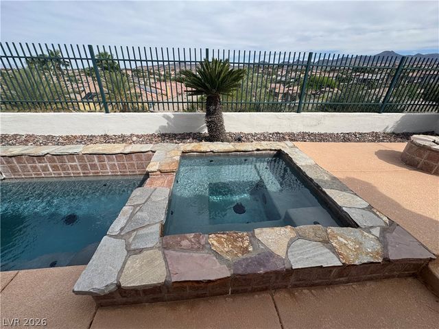 1104 Via Appianna, Henderson, NV 89052