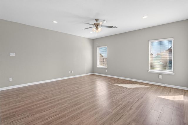 13009 Leisure Cove Drive, La Marque, TX 77568