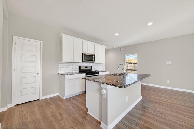 13009 Leisure Cove Drive, La Marque, TX 77568