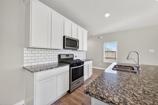 13009 Leisure Cove Drive, La Marque, TX 77568