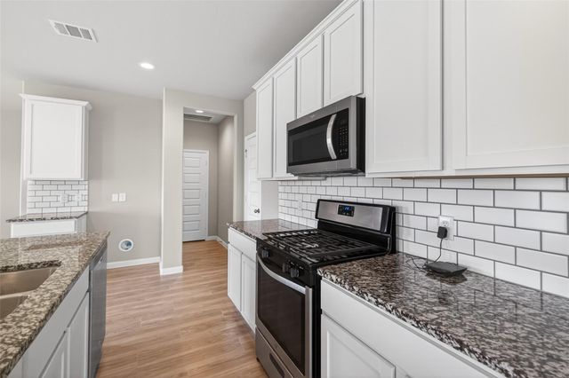 13009 Leisure Cove Drive, La Marque, TX 77568