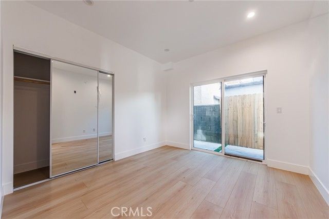 5209 W 20th Street B, Los Angeles, CA 90016