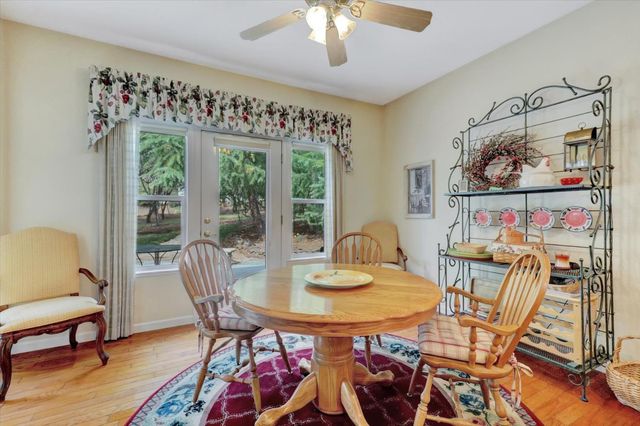 19276 Jayhawk Dr, Penn Valley, CA 95946