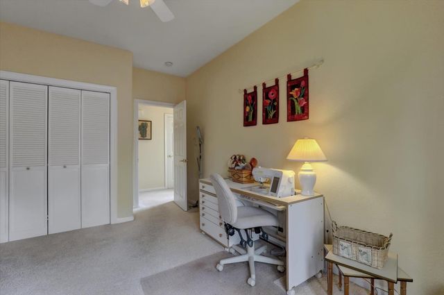 19276 Jayhawk Dr, Penn Valley, CA 95946