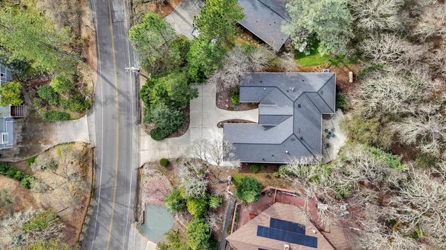 19276 Jayhawk Dr, Penn Valley, CA 95946