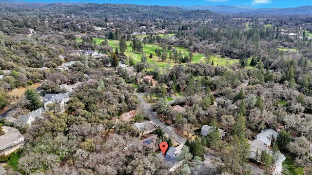 19276 Jayhawk Dr, Penn Valley, CA 95946