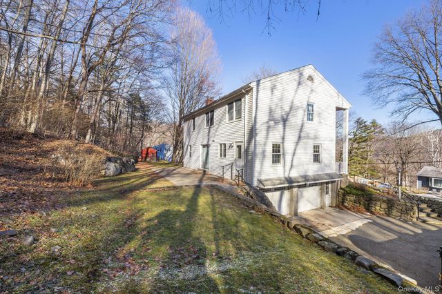 46 Nursery Road, Tuxedo Park, NY 10987