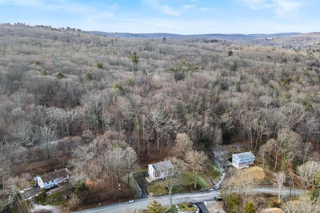 46 Nursery Road, Tuxedo Park, NY 10987