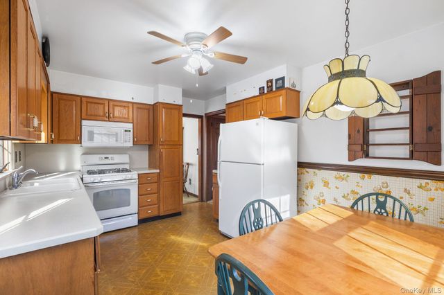 46 Nursery Road, Tuxedo Park, NY 10987