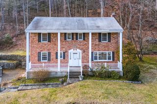 46 Nursery Road, Tuxedo Park, NY 10987