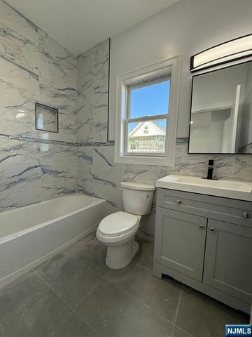 9 7th Street 1, Harrison, NJ 07029