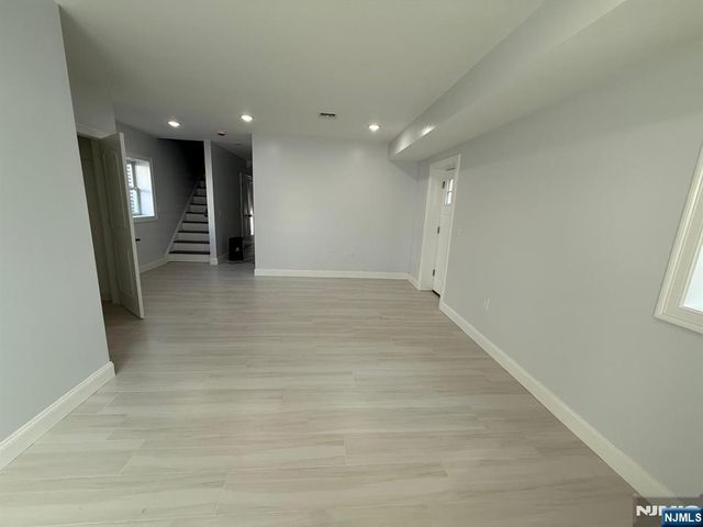 9 7th Street 1, Harrison, NJ 07029