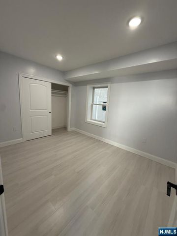 9 7th Street 1, Harrison, NJ 07029