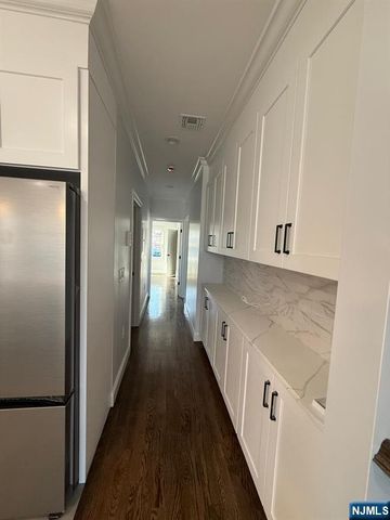 9 7th Street 1, Harrison, NJ 07029
