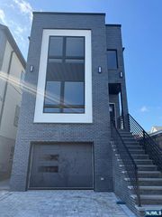 9 7th Street 1, Harrison, NJ 07029