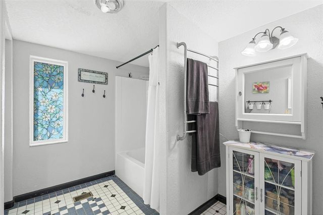 274 W WASHINGTON AVENUE, Lake Helen, FL 32744