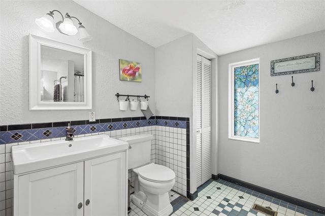 274 W WASHINGTON AVENUE, Lake Helen, FL 32744