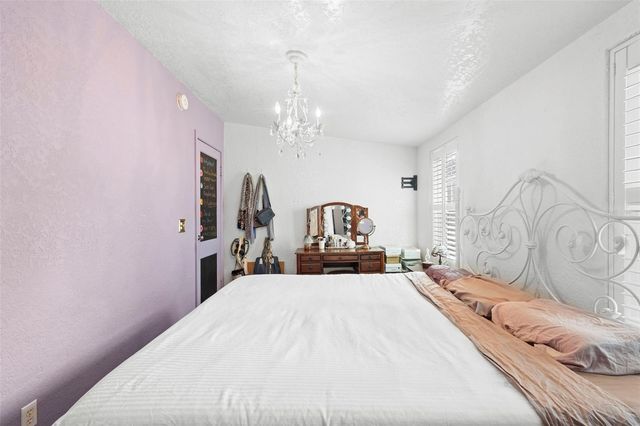 274 W WASHINGTON AVENUE, Lake Helen, FL 32744