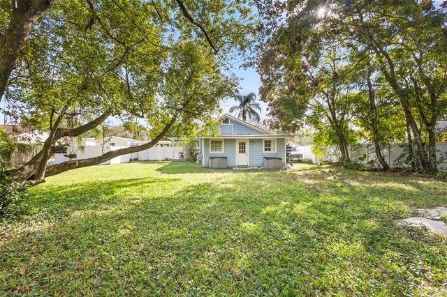 274 W WASHINGTON AVENUE, Lake Helen, FL 32744
