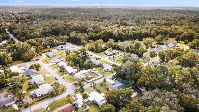 274 W WASHINGTON AVENUE, Lake Helen, FL 32744