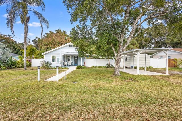 274 W WASHINGTON AVENUE, Lake Helen, FL 32744