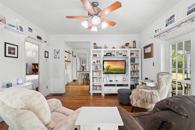 274 W WASHINGTON AVENUE, Lake Helen, FL 32744