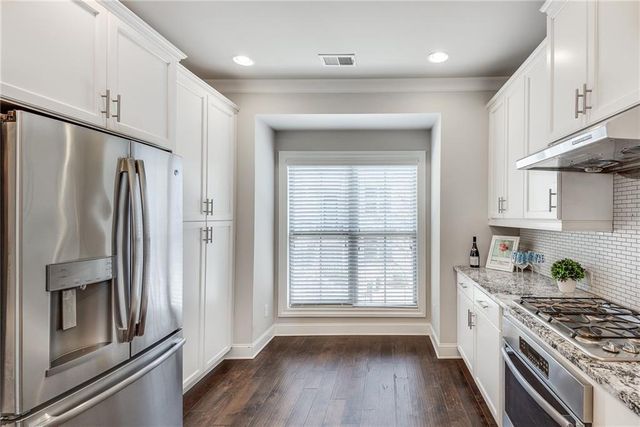 145 Laurel Crest Alley, Johns Creek, GA 30024