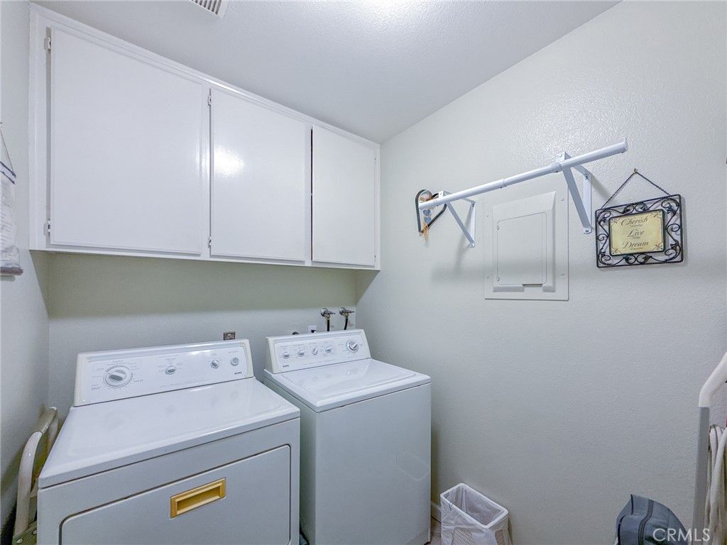 Image 24 of property listing at 43920 Bobby Jones 20, Lancaster, CA 93536