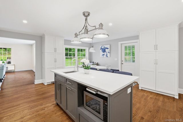 765 King Street, Chappaqua, NY 10514