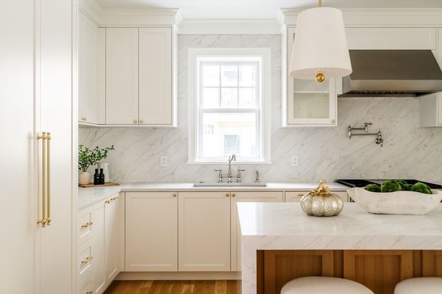 55-57 Museum Street 57, Cambridge, MA 02138