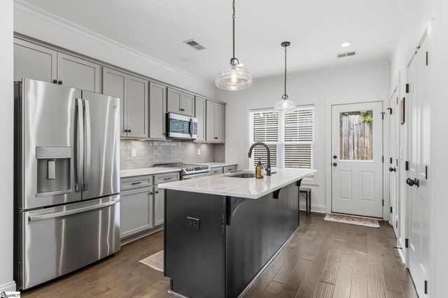 8 Griffin Street, Greenville, SC 29601