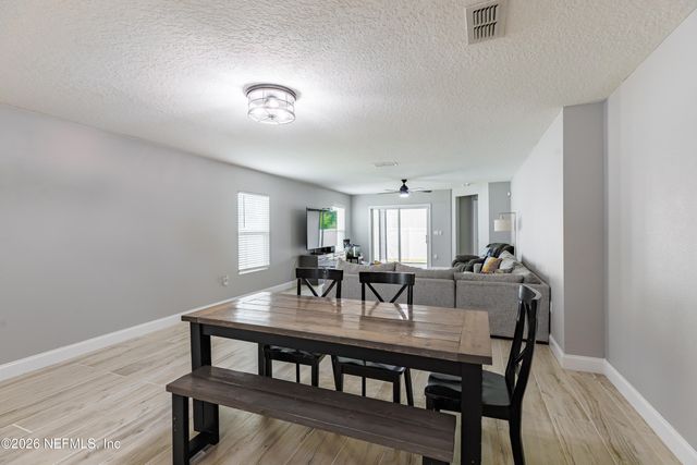7705 PEACE Lane, Jacksonville, FL 32210