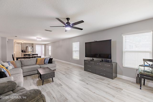 7705 PEACE Lane, Jacksonville, FL 32210