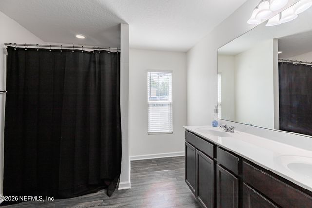 7705 PEACE Lane, Jacksonville, FL 32210
