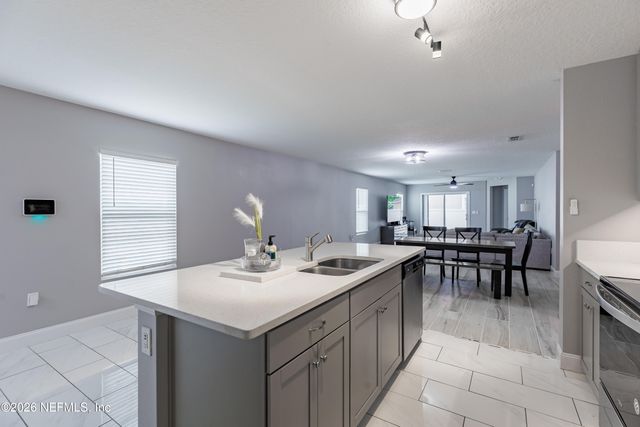 7705 PEACE Lane, Jacksonville, FL 32210