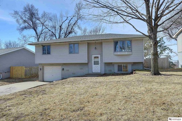 11904 N 157th Street, Bennington, NE 68007