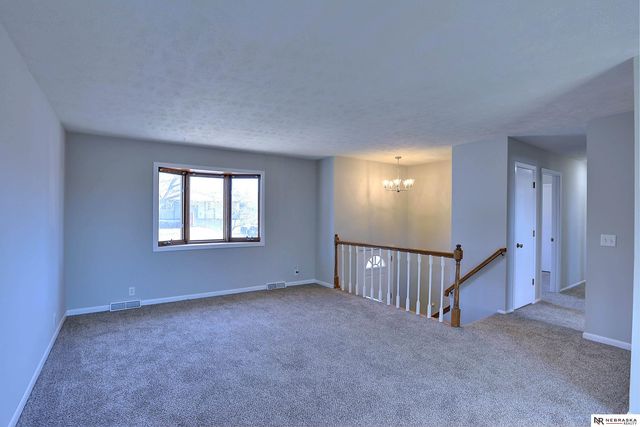 11904 N 157th Street, Bennington, NE 68007