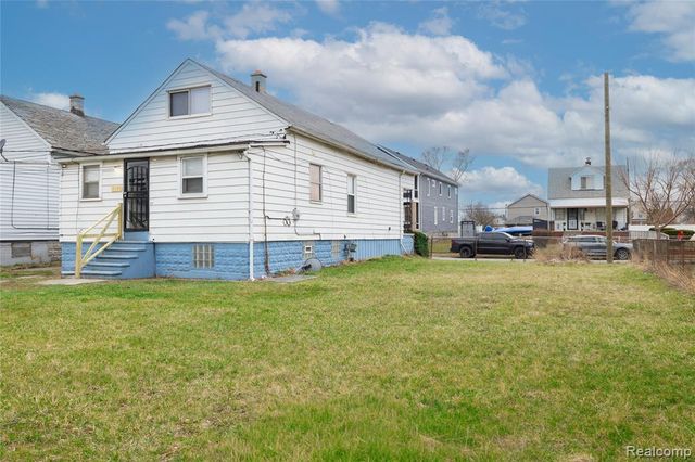 5170 Evaline Street, Hamtramck, MI 48212