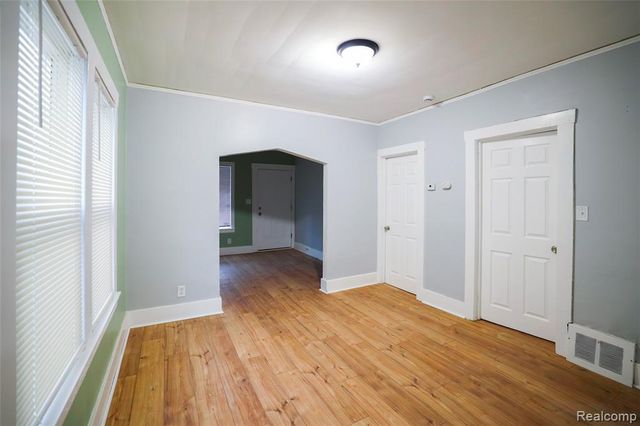 5170 Evaline Street, Hamtramck, MI 48212