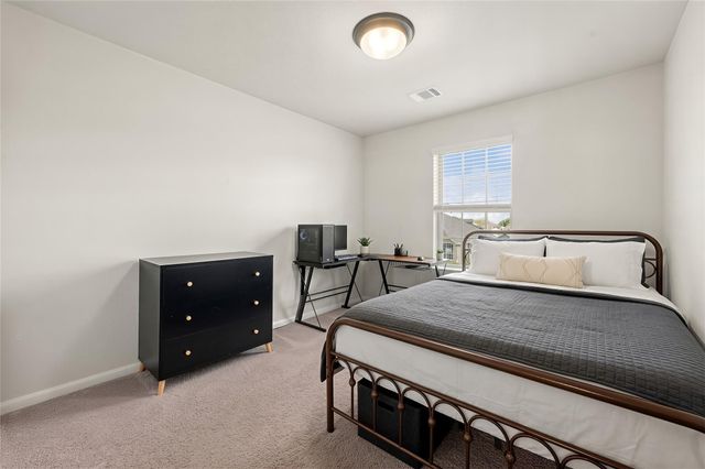 363 Selah Court, Alvin, TX 77511