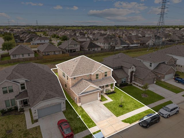 363 Selah Court, Alvin, TX 77511