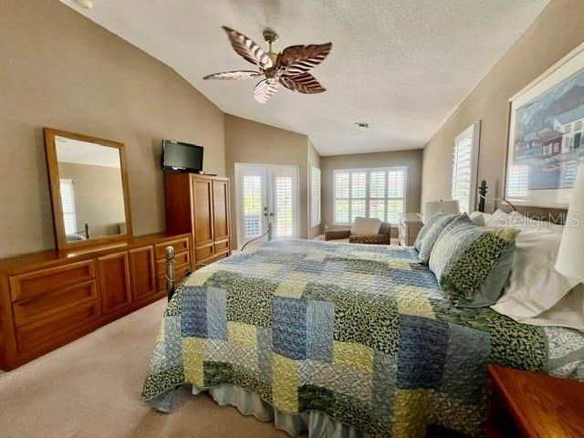 120 9TH STREET E, Tierra Verde, FL 33715