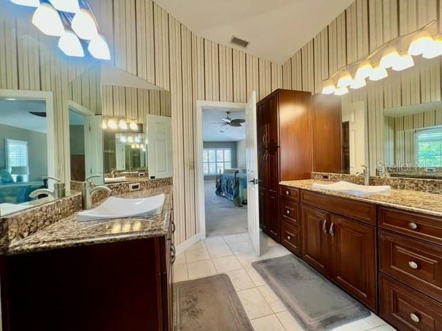 120 9TH STREET E, Tierra Verde, FL 33715