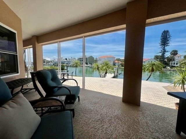 120 9TH STREET E, Tierra Verde, FL 33715