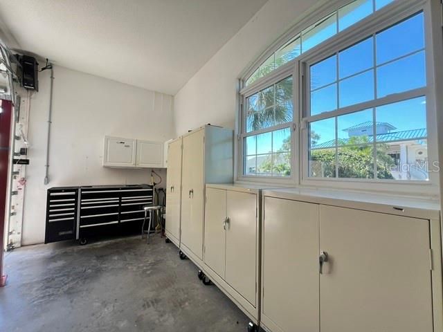 120 9TH STREET E, Tierra Verde, FL 33715