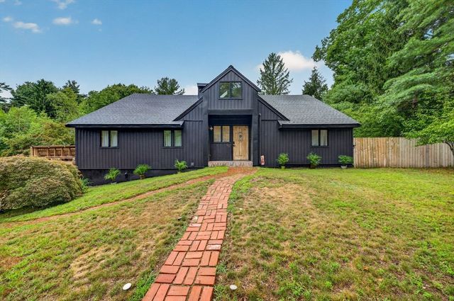 63 S Grove St, Foxboro, MA 02035
