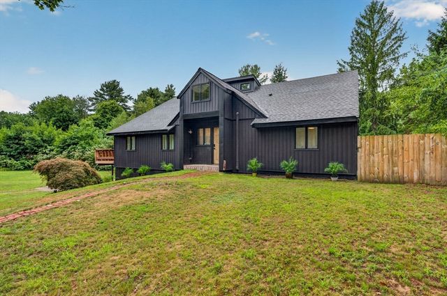63 S Grove St, Foxboro, MA 02035