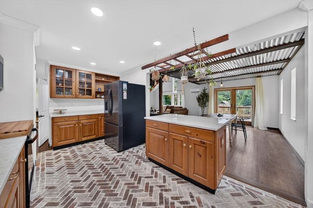 63 S Grove St, Foxboro, MA 02035