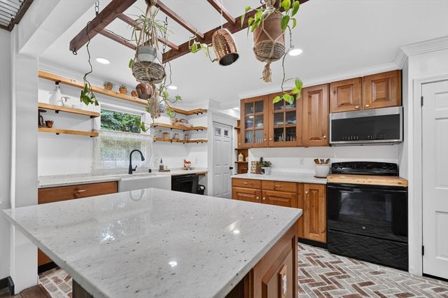 63 S Grove St, Foxboro, MA 02035
