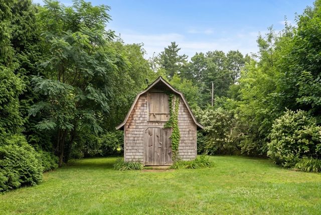 63 S Grove St, Foxboro, MA 02035